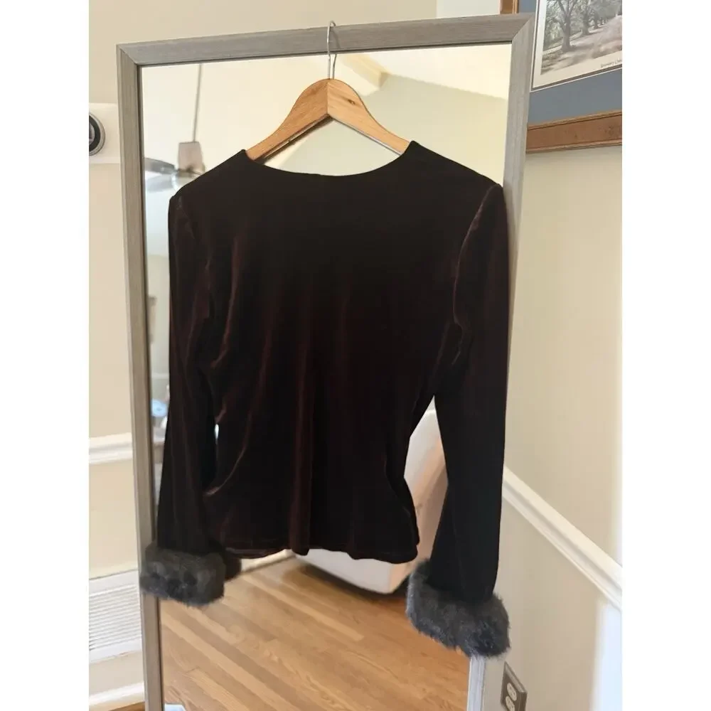 Cachet Velvet Wear Faux Wrap Top Brown Size 8